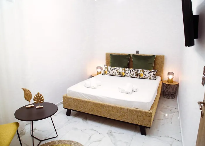 Апартаменты Aroma Elias *