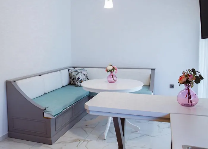 Апартаменты Aroma Elias